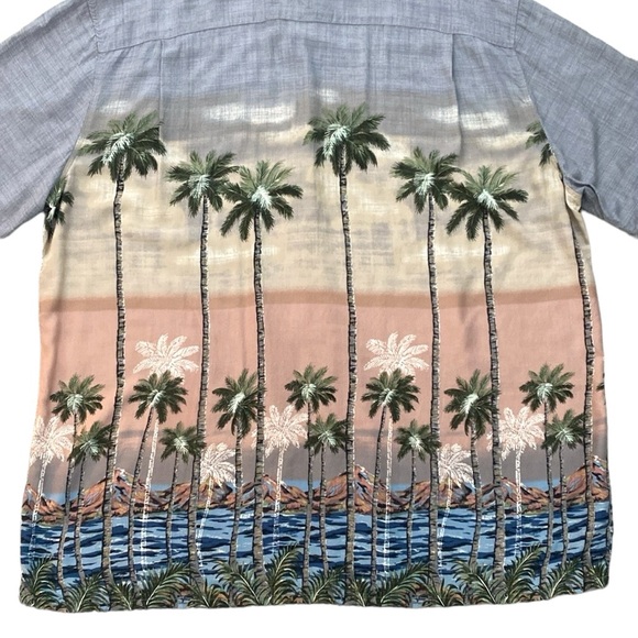 Batik Bay Palm Tree Tropical Shortsleeved Button Down Rayon Shirt - Picture 5 of 8